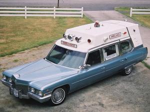 Cadillac 54 Ambulance by Superior 1972 года